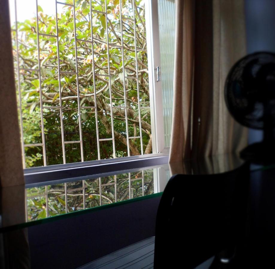 Hostel Nossa Casa ฟลอเรียนอโปลิส ภายนอก รูปภาพ