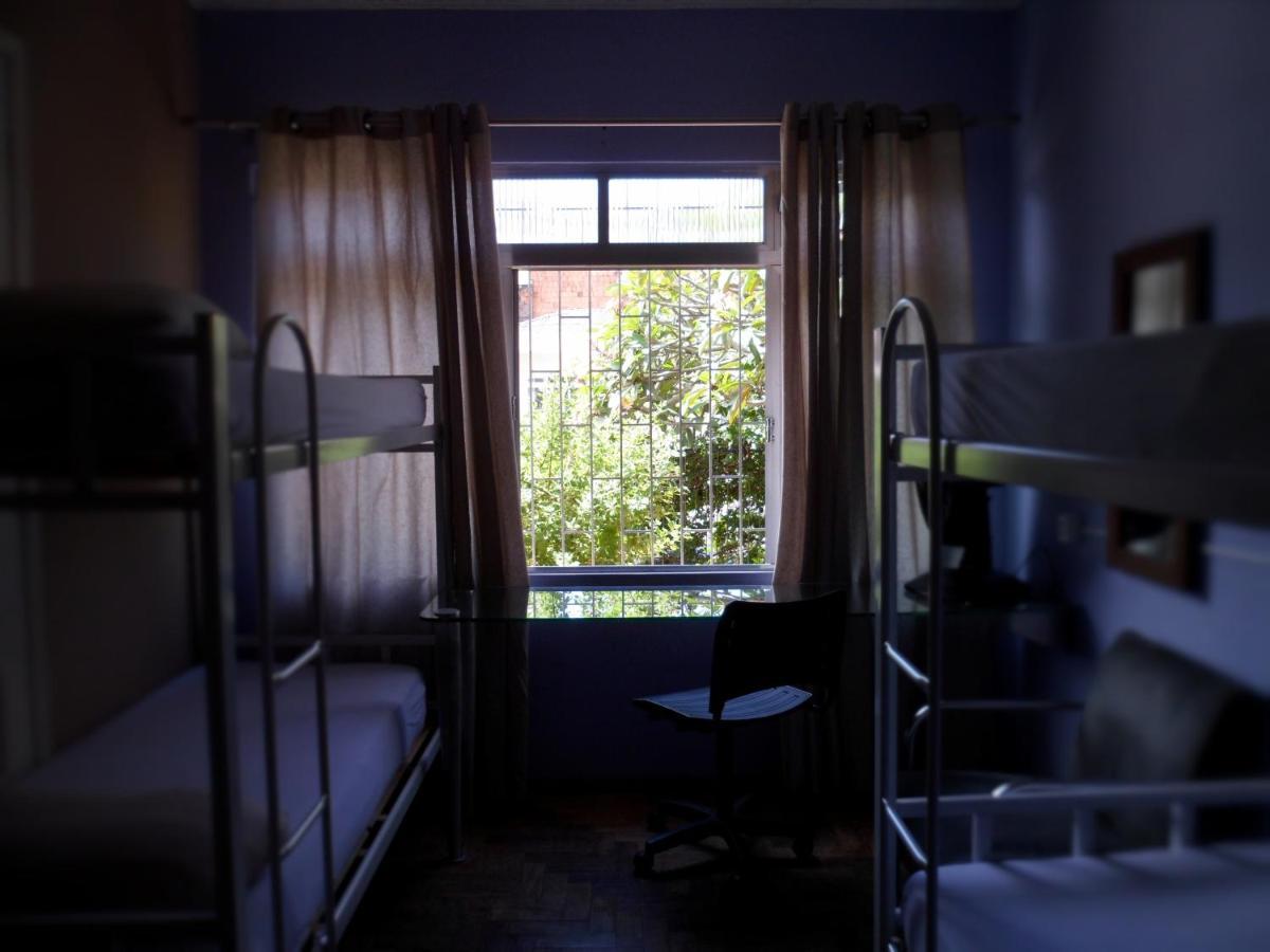 Hostel Nossa Casa ฟลอเรียนอโปลิส ภายนอก รูปภาพ